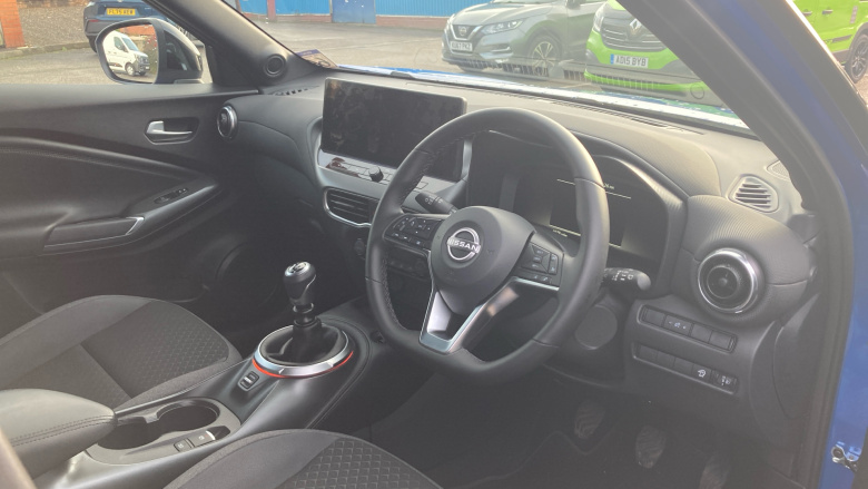 Nissan Juke 1.0 DiG-T N-Connecta 5dr Petrol Hatchback